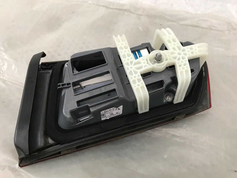 MERCEDES GLC X253 SUV 2016-18 LEFT SIDE TAIL LIGHT REAR BOOT LID TAILGATE LIGHT