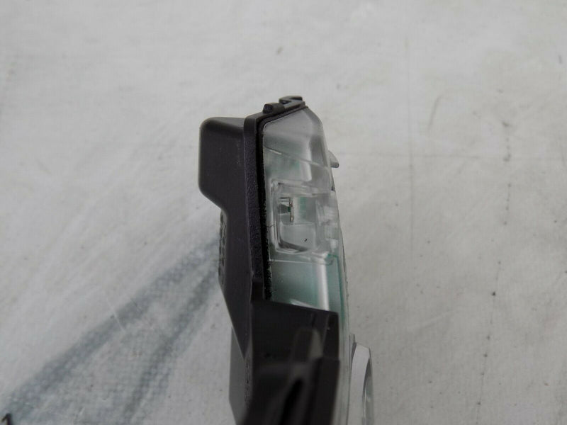 AUDI A3 S3 8V 2016-18 NEW MIRROR LED TURN INDICATOR RIGHT SIDE O/S 8V0949102A