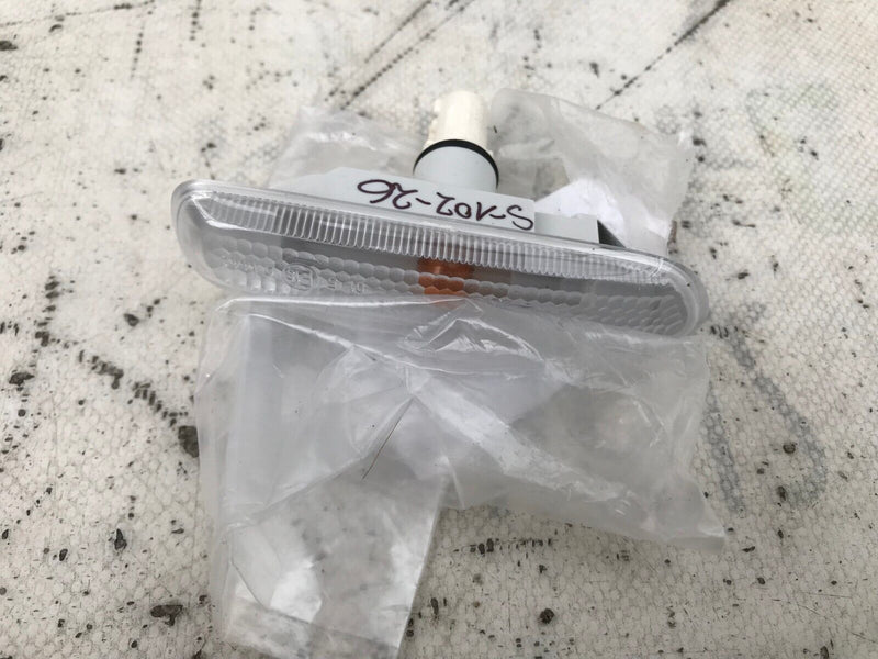 NEW BMW 3 E46 1999-2003 FRONT LEFT WING INDICATOR GENUINE 63132228591