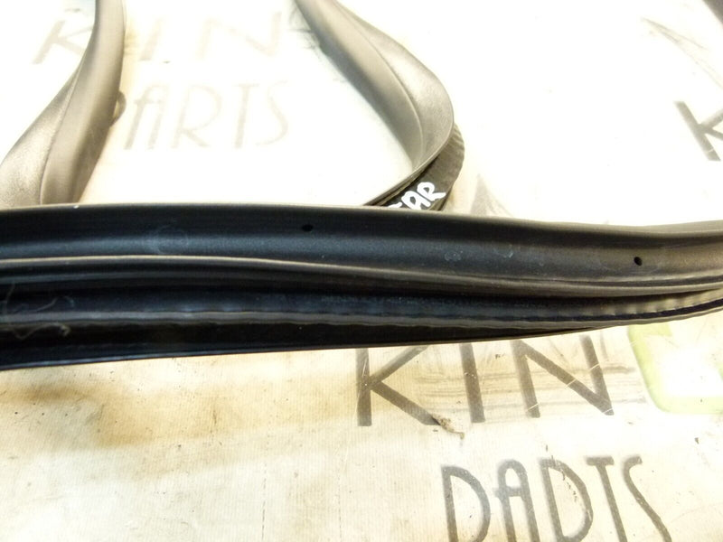 RENAULT CAPTUR 2020-ON REAR LEFT OR RIGHT DOOR RUBBER SEAL WEATHERSTRIP