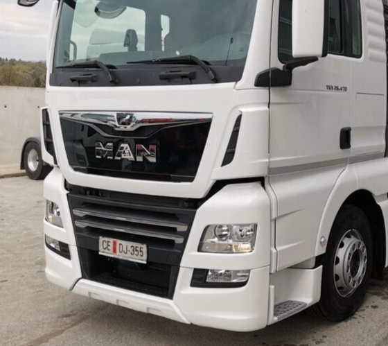 MAN TGX TGS 2015-2020 GENUINE FRONT BUMPER LEFT & RIGHT BRACKET CORNER GRILL