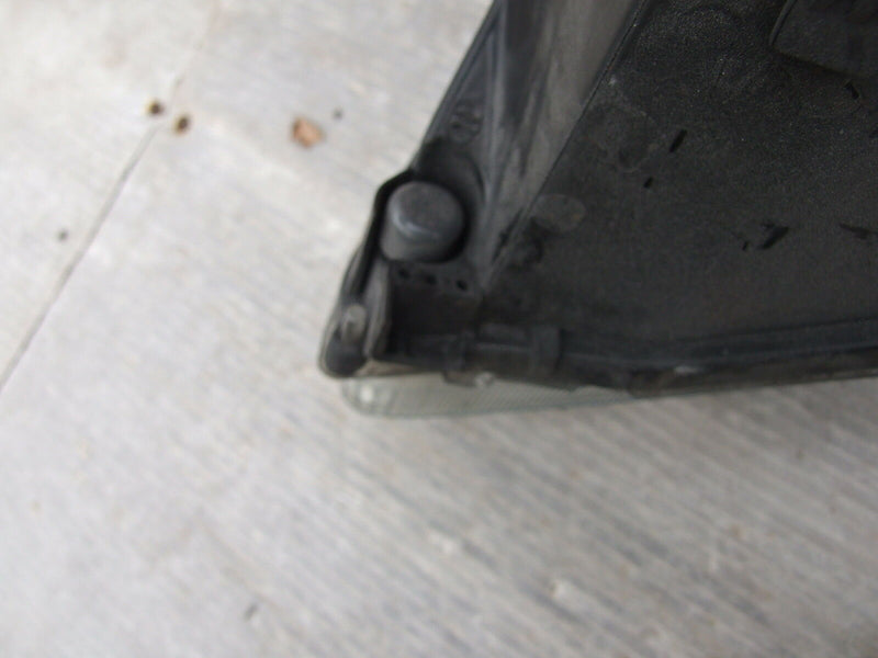 Ford Focus MK2 2004-2007 Headlamp Headlight Right Driver Side O/S (138)