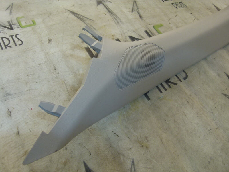 RENAULT CAPTUR 2020-ON FRONT LEFT A-PILLAR COVER TRIM 769123849R