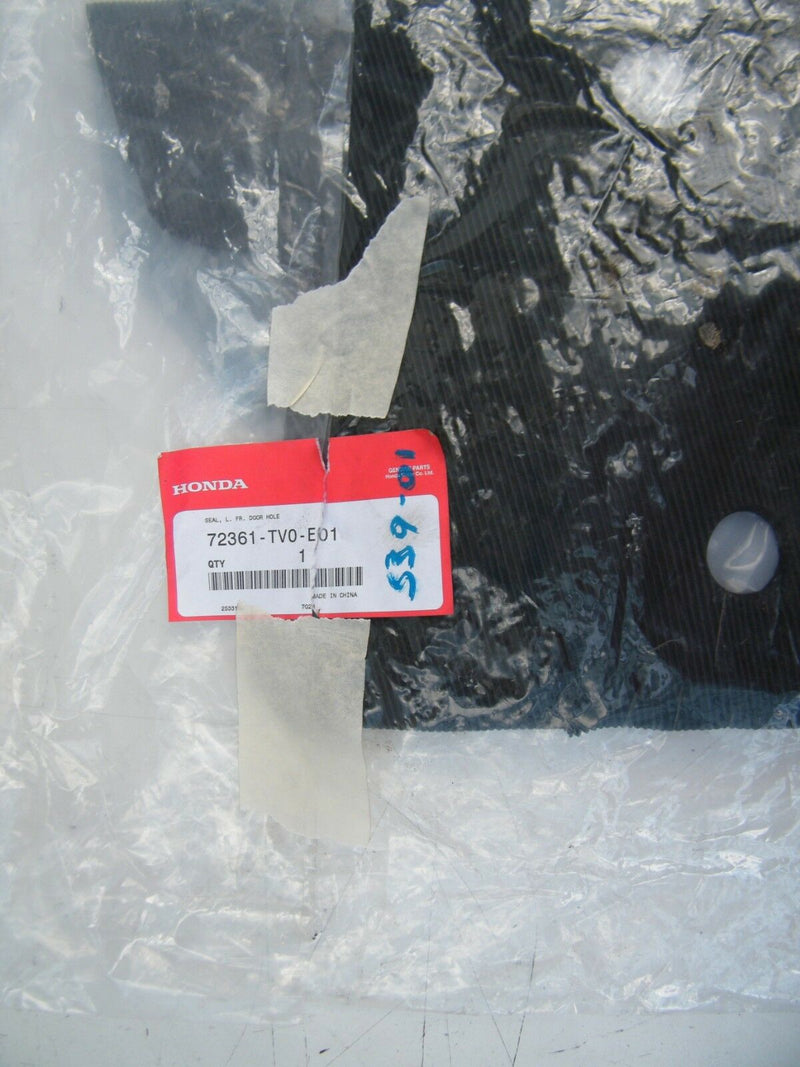 HONDA CIVIC 2012-2015 5DR FRONT LEFT DOOR SEAL HOLE 72361-TV0-E01 (S39-01)