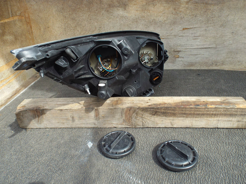 Kia Venga 2010-2014 Genuine Headlamp Headlight Left Passenger Sid Side N/S (471)