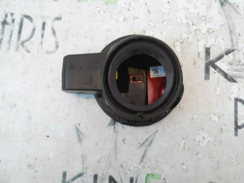 PEUGEOT 3008 2008-2016 FUEL TANK CAP FLAP COVER IN RED 9682803280 *N