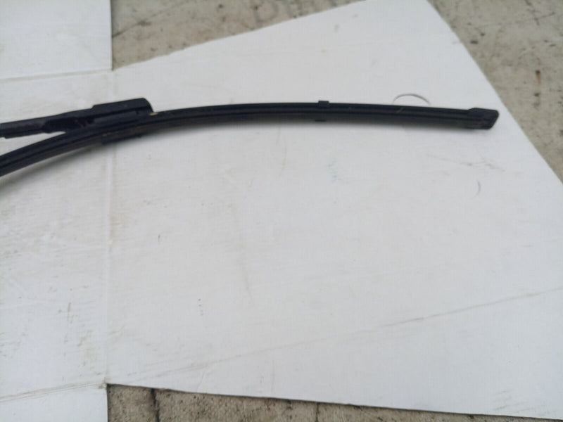 MERCEDES C CLASS W205 2016-21 LEFT FRONT WINDSCREEN WIPER ARM W000051784 #