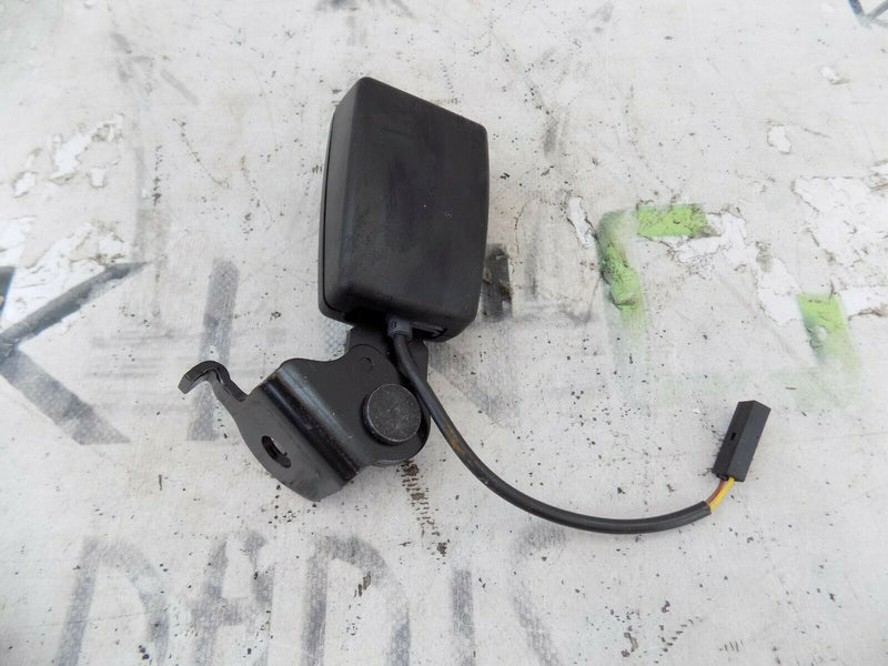 VOLKSWAGEN UP 2011-2016 RIGHT (OFFSIDE) REAR BELT BUCKLE 1S0857740A