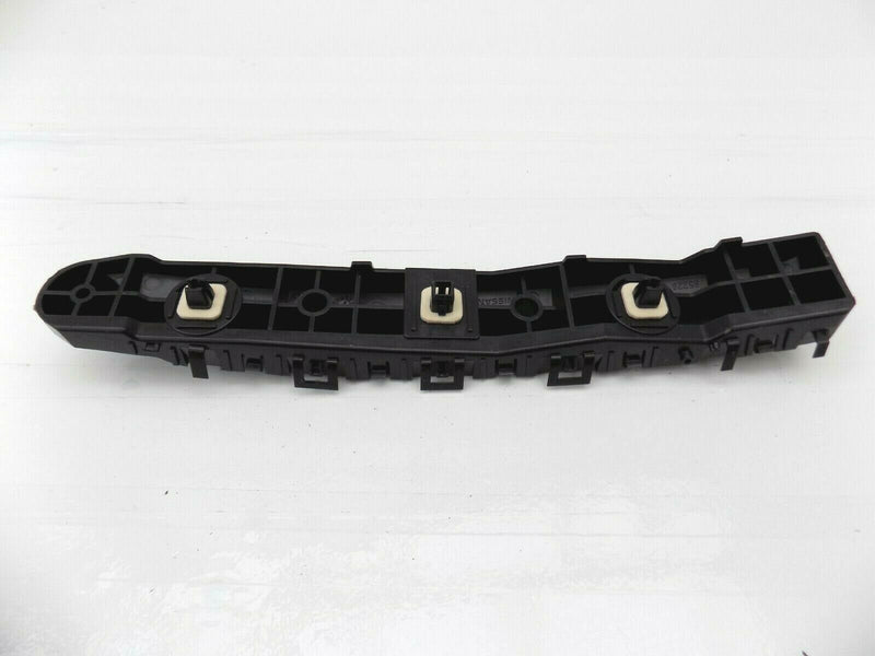 NISSAN JUKE 2010-14 REAR BUMPER LEFT SIDE BRACKET GUIDE *NEW 85229BV80A /S46-13