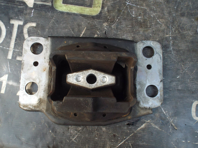 FORD GALAXY GEARBOX MOUNT / MOUNTING BRACKET 6G91 7M121 AC / 6G91 7M121 BC