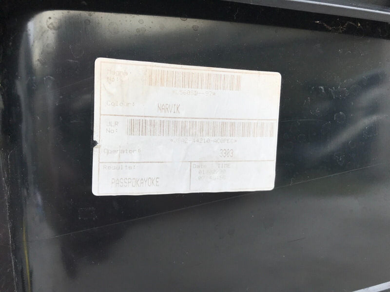 LAND ROVER VELAR L560 - BOOT LID SPOILER PANEL & THIRD BRAKE LIGHT STOP