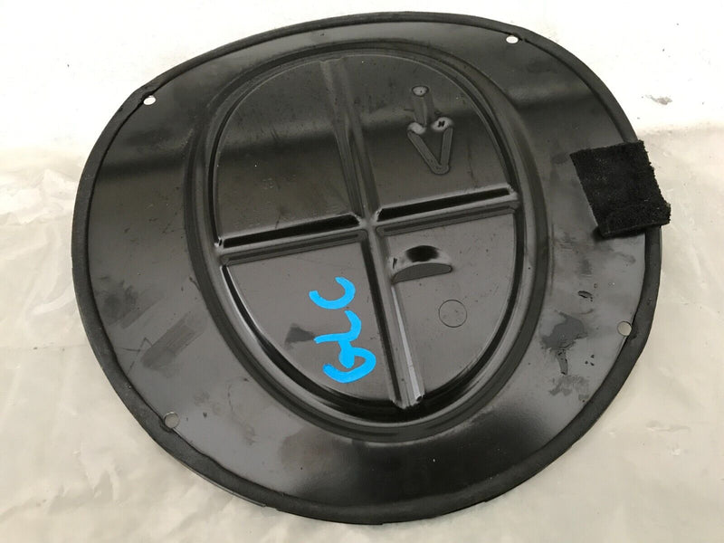 MERCEDES GLC 250 X253 2.0 PETROL GENUINE FUEL TANK PUMP TRIM COVER A2046191538