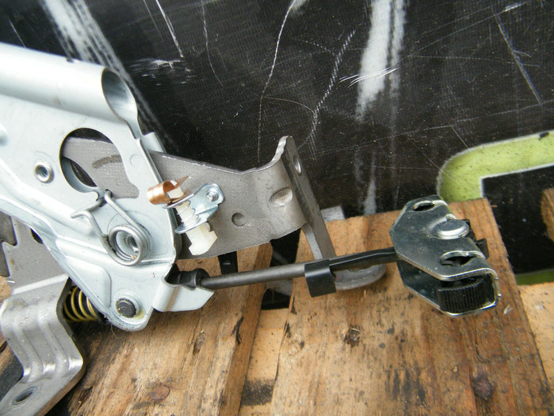 BMW 3 Series E90 E91 2005-2011 GENUINE HANDBRAKE LEVER HANDLE MECHANISM BRAKE