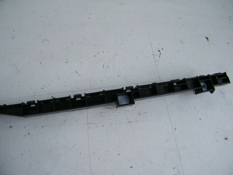 Honda Jazz 2003-2008 Left Hand Rear Bumper Spacer 71598-SAA-013 (044/ S37-22)