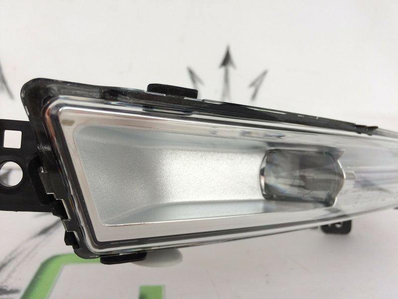 JAGUAR F-PACE X761 OEM FOG LIGHT LED DAYTIME RUNNING LIGHT LEFT SIDE 1058.001 L