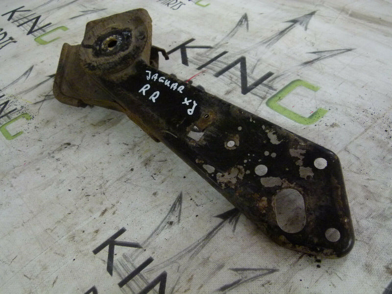 JAGUAR XJ X351 2010-19 3.0 DIESEL REAR RIGHT SUPPORT SUBFRAME CONTROL BRACKET