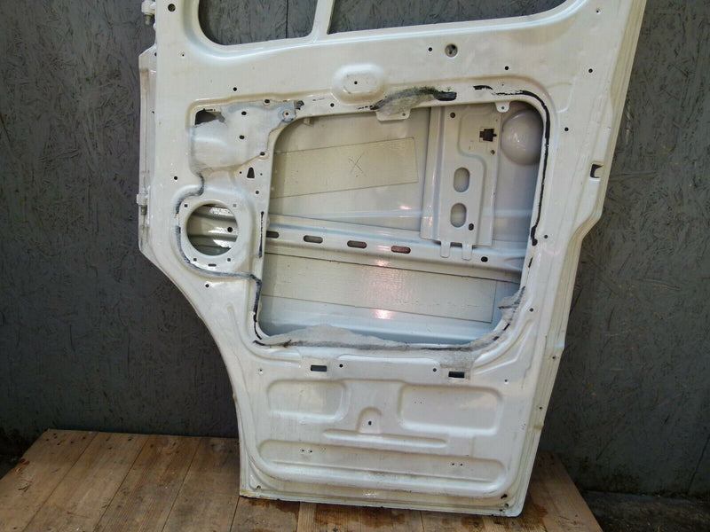 MERCEDES SPRINTER W906 CRAFTER 2006-17 RIGHT DRIVER SIDE FRONT DOOR PANEL