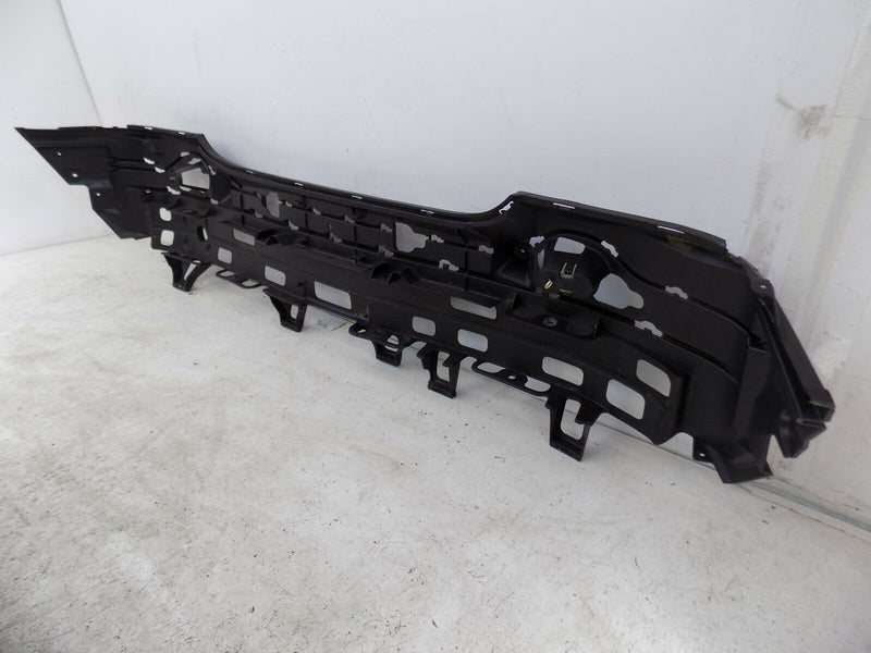 MERCEDES W203 2000-2007 SALOON REAR BUMPER CENTRE MOUNT SUPPORT BRACKET