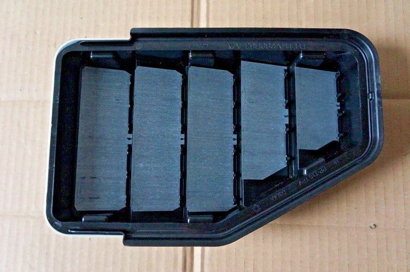 FORD TRANSIT CONNECT 2014-2016 GRILLE – AIR INLET LEFT 1807548 (S22-04)