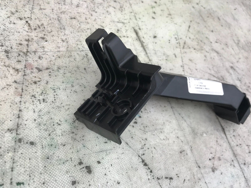 VW BEETLE 5C 2012-2019  REAR LEFT HOLDER BUMPER 5C5807131