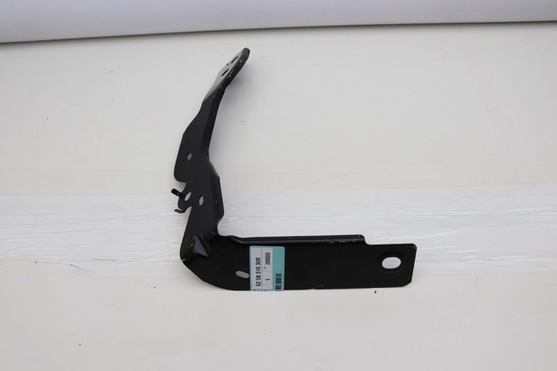 RENAULT CAPTUR 2013-ON FRONT LEFT BUMPER BRACKET NEW 625B51030R /S40-42