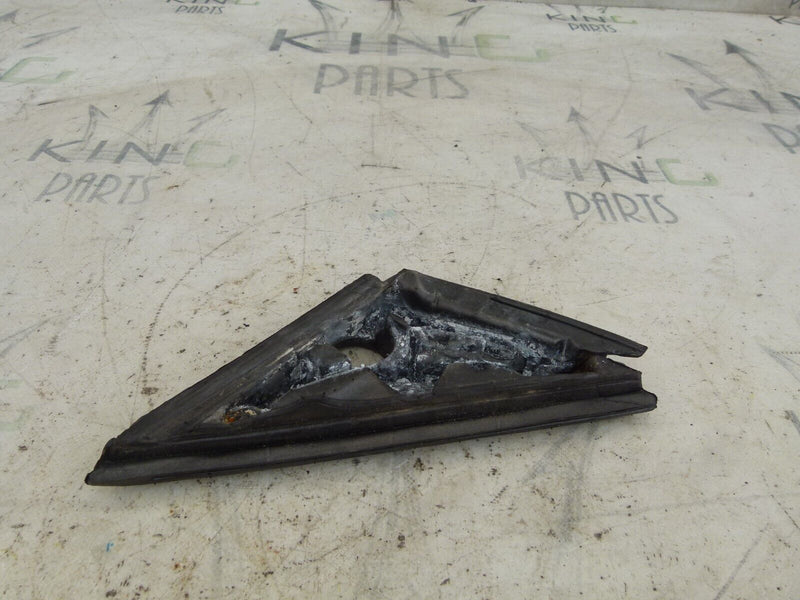 BMW F30 F31 2012-2015 RIGHT SIDE MIRROR COMPARTMENT SEAL FOAM GENUINE 7258290 #