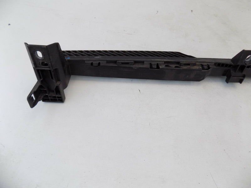 VW TIGUAN II 2015-2018 FRONT BUMPER GUIDE 5NA805705E (B0-08)