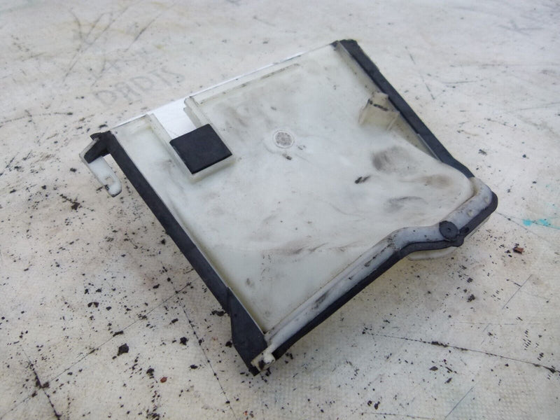 MERCEDES C W204 2007-2011 FUSE BOX RELAY COVER GENUINE A2045400180