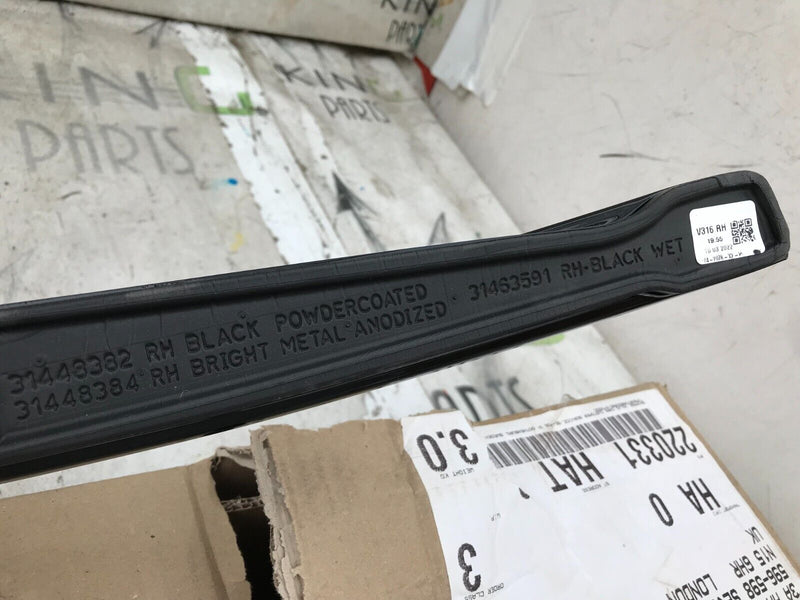 VOLVO XC40 **NEW RAIL ROOF RACK LUGGAGE CARRIER RIGHT SIDE 31448382