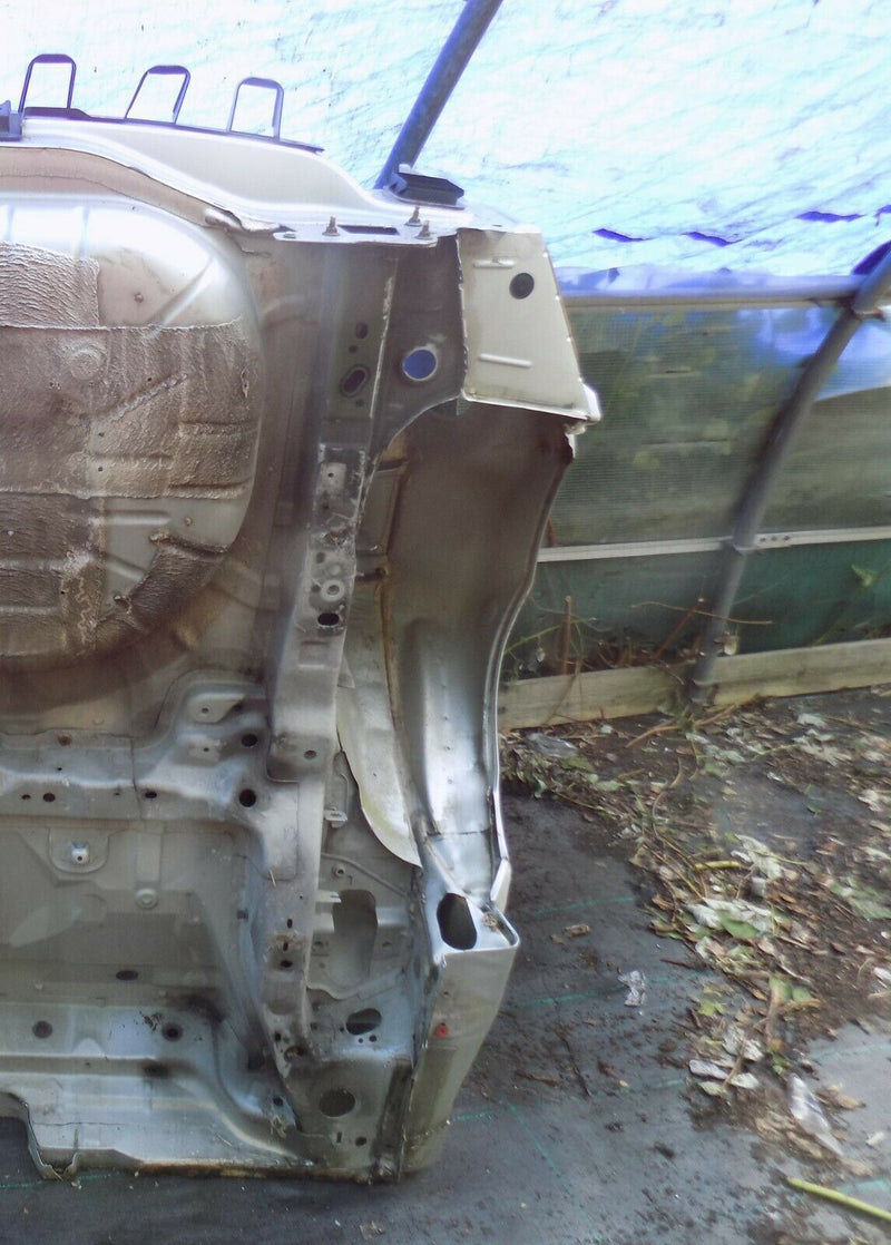 FORD FOCUS MK3 C346 2011-2017 QUARTER END CUT REAR RIGHT SIDE