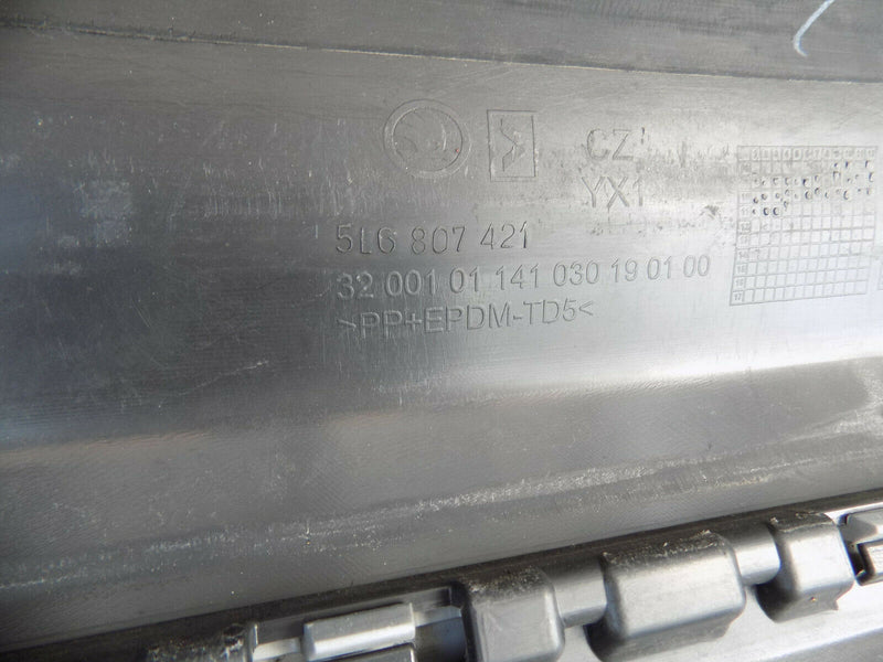 SKODA YETI (5L) 2008-2012 BLACK REAR BUMPER GENUINE 5L6807421 PDC