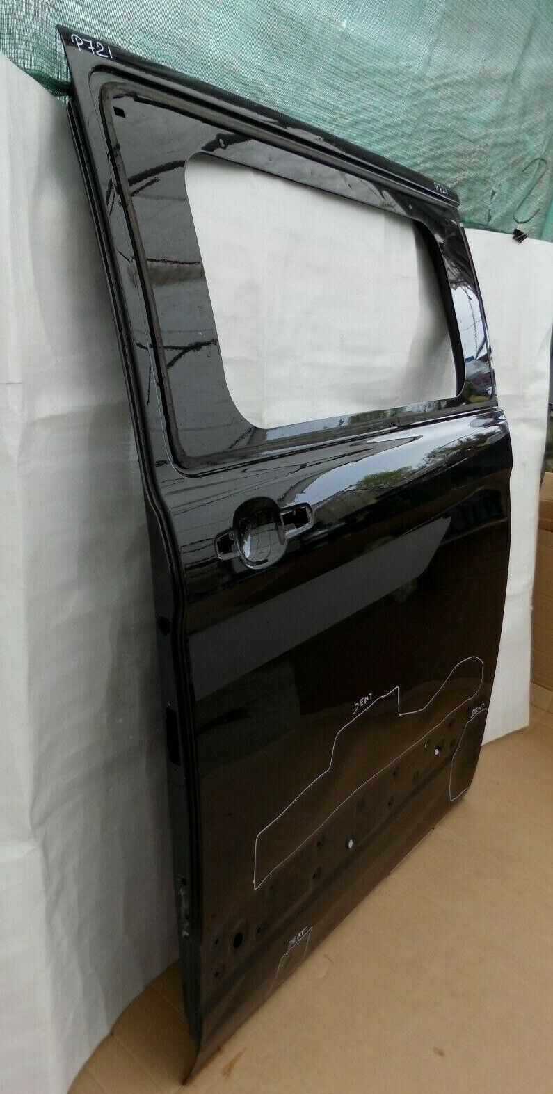 FORD TRANSIT CUSTOM 2012-ON LEFT SIDE SLIDING DOOR BLACK *NO GLASS