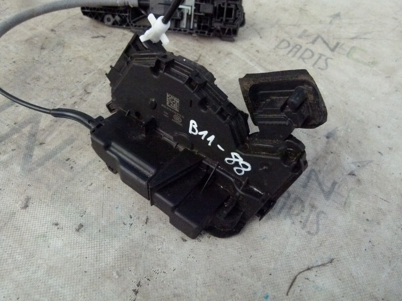 VW GOLF MK7 2012-16 REAR LEFT DOOR HANDLE & LOCK MECHANISM 7N0937017