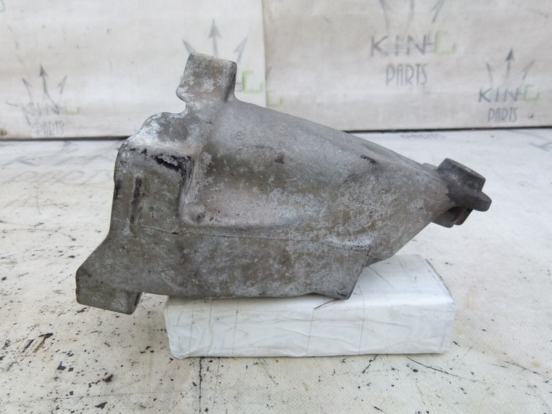 MERCEDES C W204 2007-2011 ENGINE MOUNTING BRACKET GENUINE A6512233404