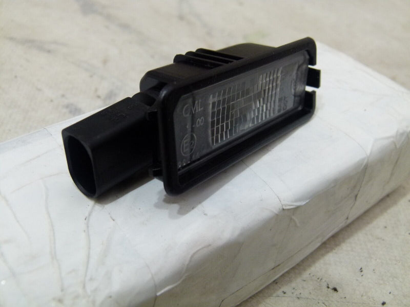 VW GOLF MK6 2008-2012 LICENCE NUMBER PLATE LIGHT GENUINE 1K8943021