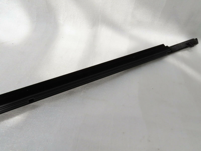 MAZDA CX-5 2017 2018 FRONT RIGHT DOOR WINDOW CHROME TRIM KB7W50640C /B07-32