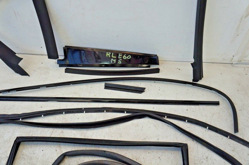 BMW 5 SERIES E60 M5 2003-2010 REAR LEFT DOOR TRIM STRIP MOULDING SEAL KIT