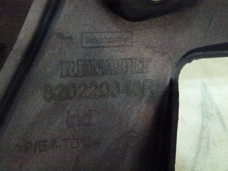 RENAULT KADJAR 2015-2018 FRONT BUMPER PDC GENUINE 620220343R