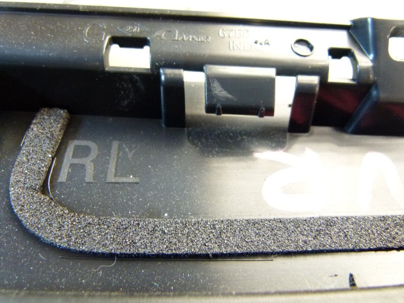 RENAULT CAPTUR 2020-ON REAR LEFT DOOR EXTERIOR PILLAR TRIM 822820111R