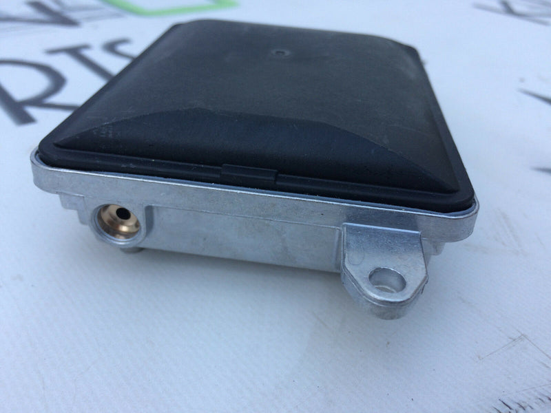 PORSCHE MACAN 2014-2017 REAR RIGHT LANE CHANGE ASSISTANT CONTROL UNIT 8T0907568B