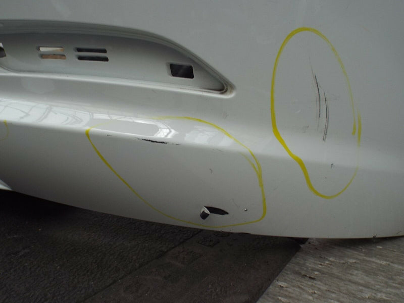 BMW Z4 E89 2009-2015 REAR BUMPER GENUINE WHITE (A5264) 51127192041