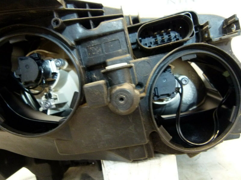 MERCEDES W205 2015-2018 GENUINE HEADLIGHT HALOGEN LEFT SIDE A2058200761