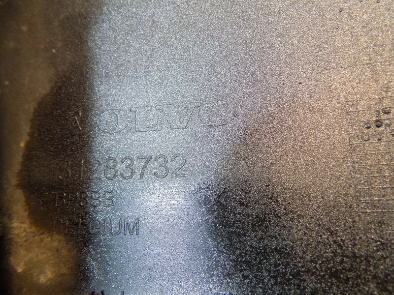 VOLVO V40 SE 2012 2013 2014 2015 SILVER FRONT BUMPER GENUINE OEM 31283732