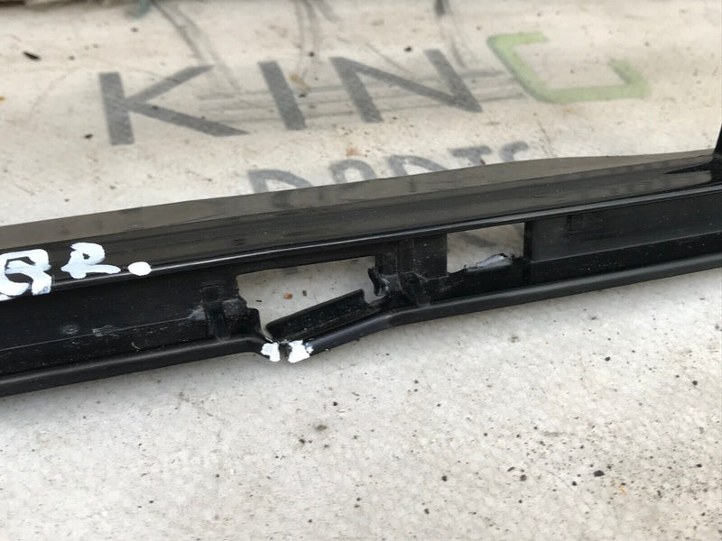 BMW X1 F48 LCI X-LINE 2019-2022 FRONT BUMPER LOWER GRILLE GENUINE 7954235