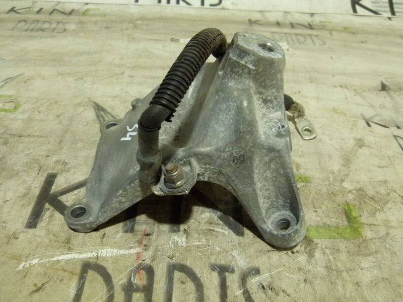 AUDI S4 S5 A4 A5 B9 8W GENUINE ENGINE MOUNT BRACKET RIGHT SIDE 8W0199308L