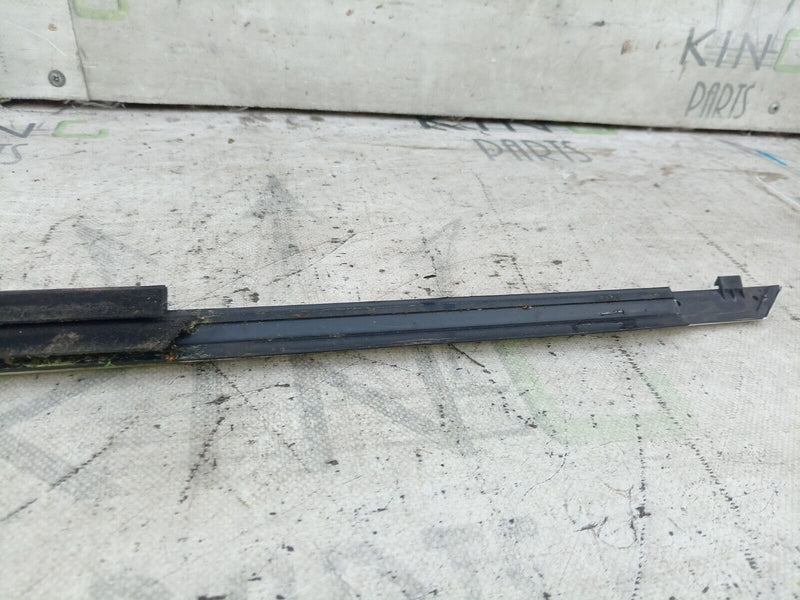MERCEDES W205 C CLASS 14-21 FRONT RIGHT WINDOW SEALING RAIL CHROME A2057202024 #