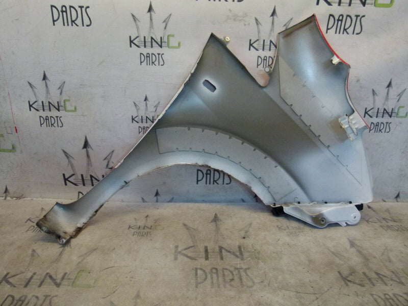 NISSAN e-NV200 2013-ON FRONT FENDER WING PANEL LEFT SIDE IN RED STICKER
