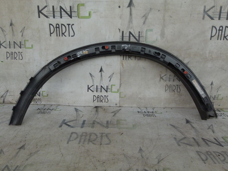 VOLVO XC90 2002-06 FRONT RIGHT WHEEL ARCH TRIM GENUINE 30779578