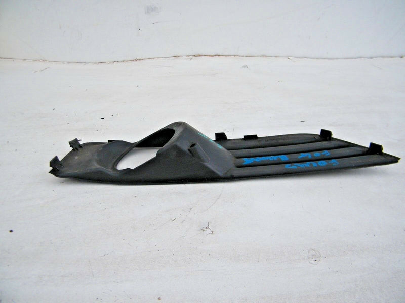 FORD FOCUS MK2 FRONT RIGHT FOG LIGHT BUMPER TRIM SURROUND 4M5119952AE (S15-14)