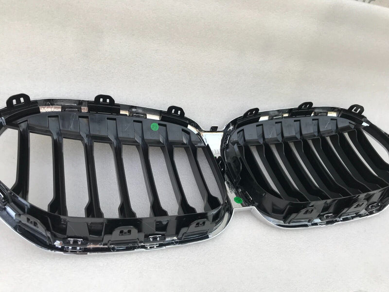BMW X1 F48 FACELIFT SPORT & M-SPORT 2019-ON GENUINE *NEW FRONT BUMPER TOP GRILL